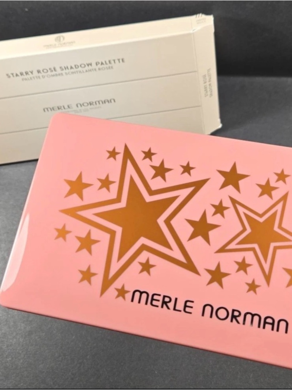 Merle e Norman eyeshadow pallet